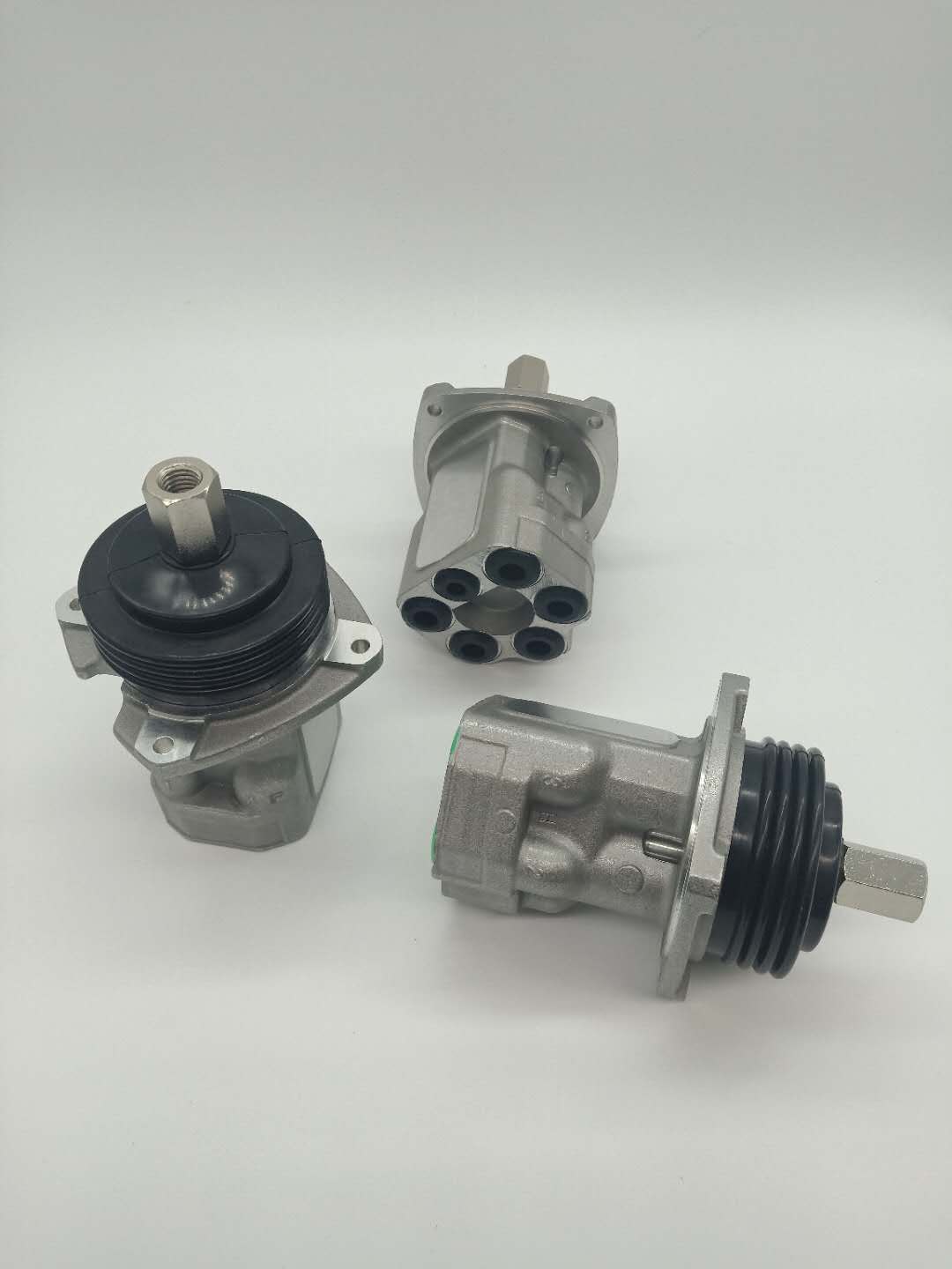 001-神钢一8总成